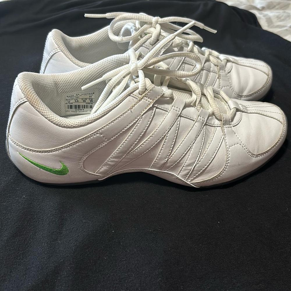 Like new nikes!